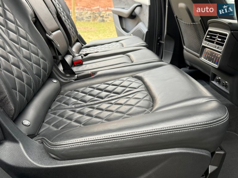 Внедорожник / Кроссовер Audi Q7 2020 в Ровно