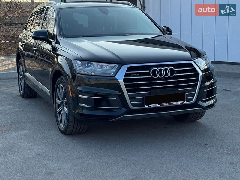 Позашляховик / Кросовер Audi Q7 2019 в Фастові