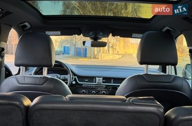 Позашляховик / Кросовер Audi Q7 2019 в Фастові