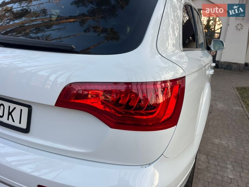Позашляховик / Кросовер Audi Q7 2012 в Києві фото 44 Позашляховик / Кросовер Audi Q7 2012 в Києві