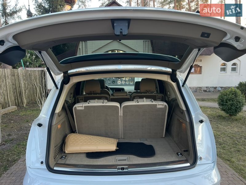 Позашляховик / Кросовер Audi Q7 2012 в Києві фото 128 Позашляховик / Кросовер Audi Q7 2012 в Києві