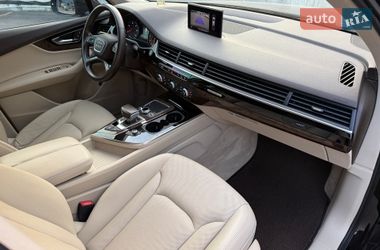 Внедорожник / Кроссовер Audi Q7 2015 в Ровно
