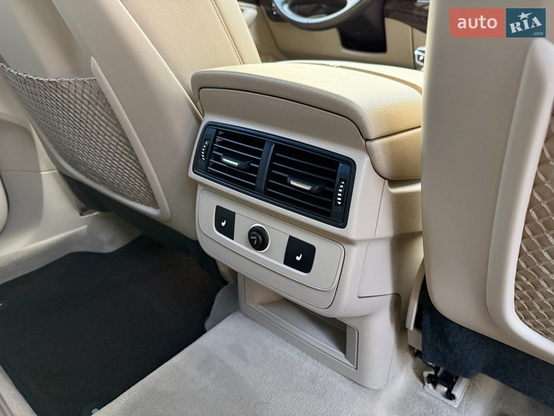 Внедорожник / Кроссовер Audi Q7 2015 в Ровно