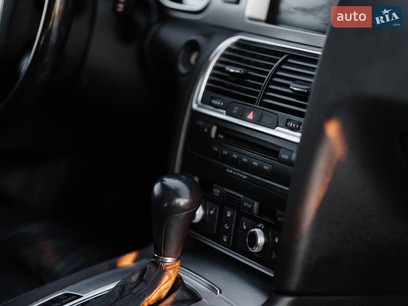 Внедорожник / Кроссовер Audi Q7 2008 в Маньковке