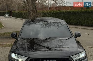 Внедорожник / Кроссовер Audi Q7 2016 в Киеве