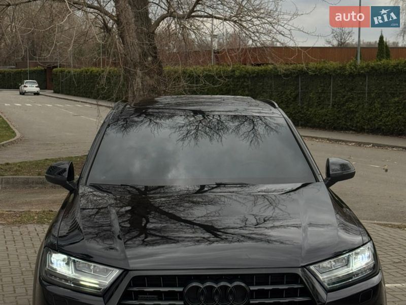 Позашляховик / Кросовер Audi Q7 2016 в Києві фото 3 Позашляховик / Кросовер Audi Q7 2016 в Києві