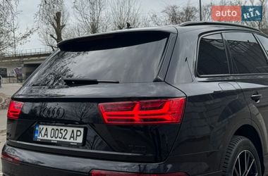 Внедорожник / Кроссовер Audi Q7 2016 в Киеве