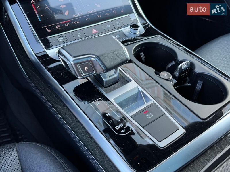 Внедорожник / Кроссовер Audi Q7 2022 в Одессе