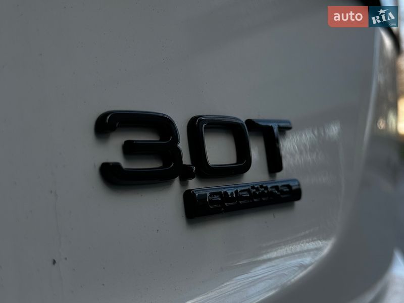 Позашляховик / Кросовер Audi Q7 2015 в Миколаєві