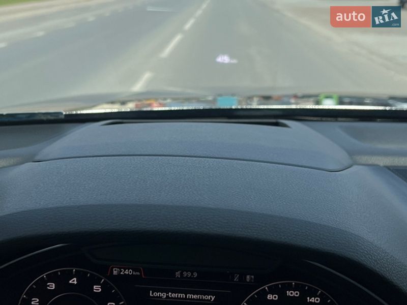 Позашляховик / Кросовер Audi Q7 2017 в Мукачевому