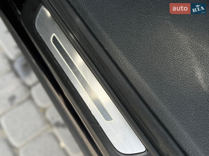 Позашляховик / Кросовер Audi Q7 2017 в Мукачевому