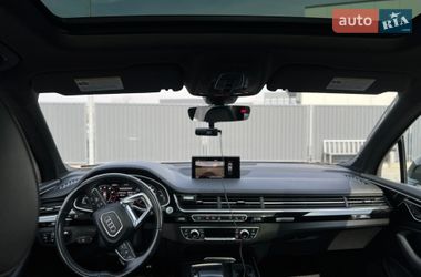 Позашляховик / Кросовер Audi Q7 2017 в Мукачевому