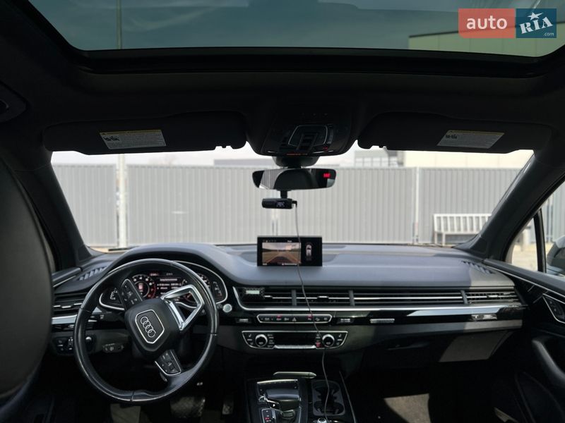 Позашляховик / Кросовер Audi Q7 2017 в Мукачевому