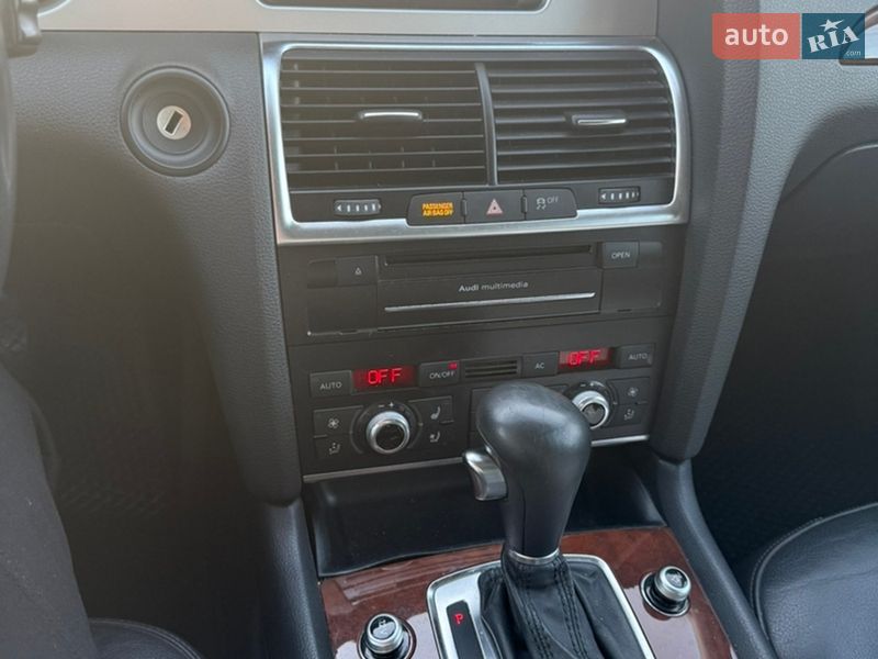 Внедорожник / Кроссовер Audi Q7 2010 в Львове фото 12 Внедорожник / Кроссовер Audi Q7 2010 в Львове