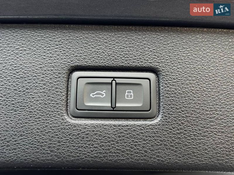 Внедорожник / Кроссовер Audi Q7 2019 в Полтаве