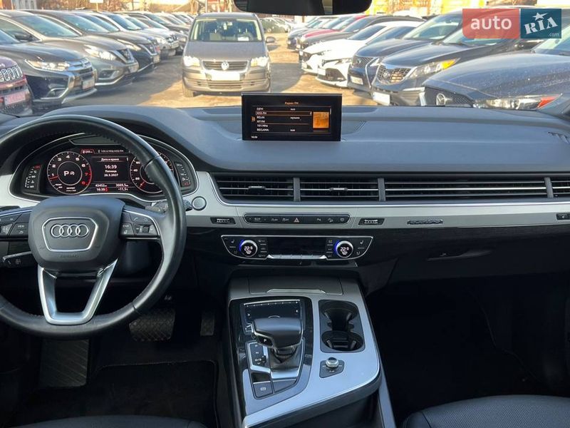 Внедорожник / Кроссовер Audi Q7 2019 в Полтаве