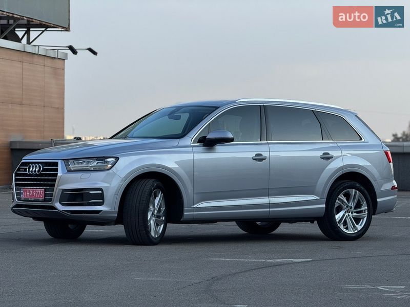 Позашляховик / Кросовер Audi Q7 2018 в Києві фото 15 Позашляховик / Кросовер Audi Q7 2018 в Києві
