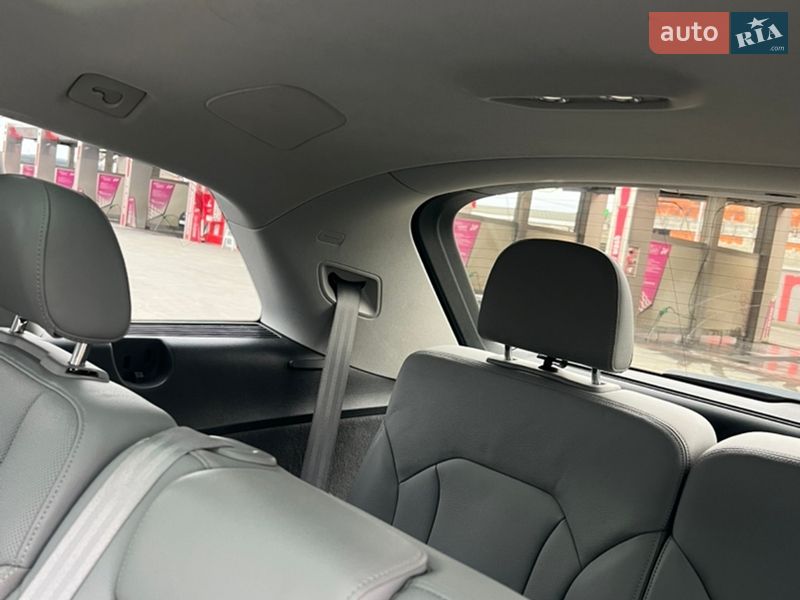 Внедорожник / Кроссовер Audi Q7 2016 в Хусте