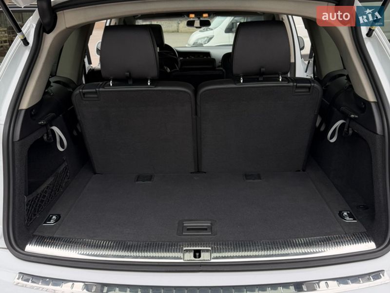 Позашляховик / Кросовер Audi Q7 2014 в Одесі
