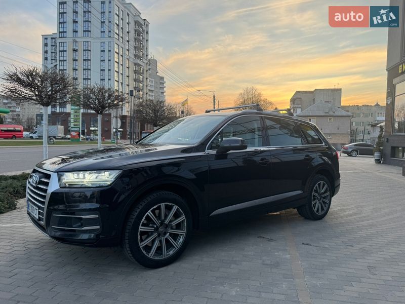 Позашляховик / Кросовер Audi Q7 2016 в Львові