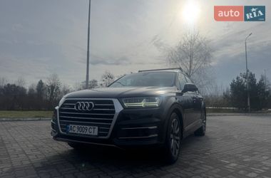 Позашляховик / Кросовер Audi Q7 2016 в Львові