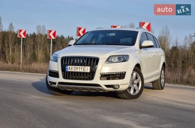 Позашляховик / Кросовер Audi Q7 2013 в Києві