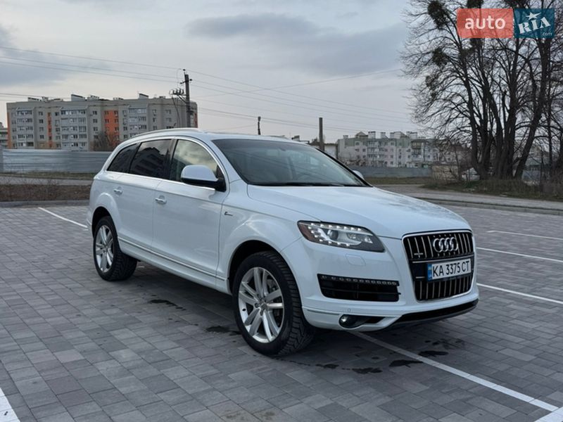 Внедорожник / Кроссовер Audi Q7 2015 в Виннице