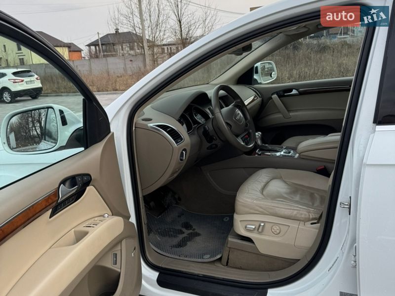 Внедорожник / Кроссовер Audi Q7 2015 в Виннице