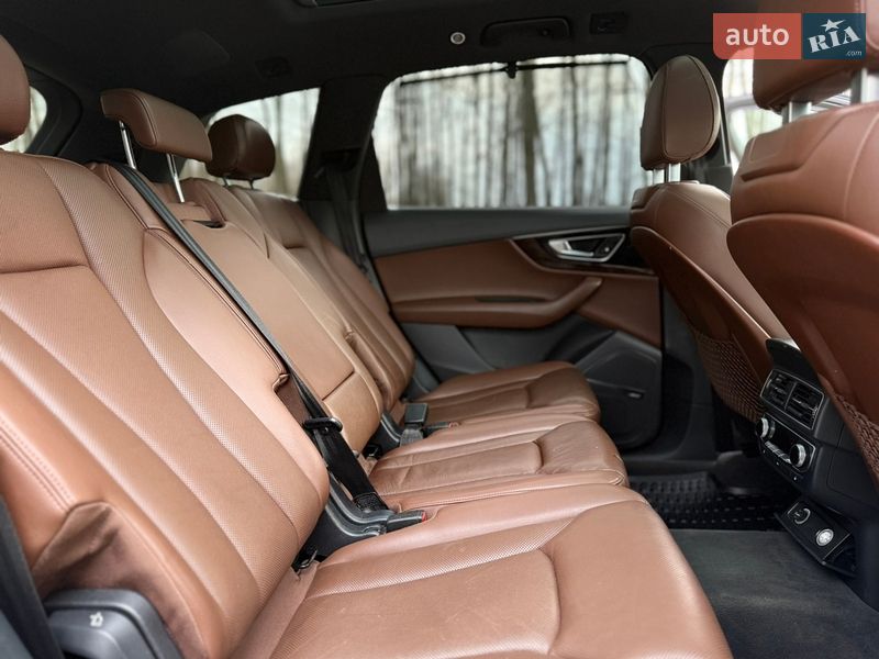 Внедорожник / Кроссовер Audi Q7 2016 в Ковеле