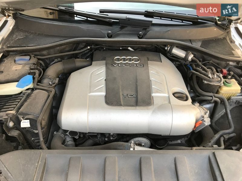 Внедорожник / Кроссовер Audi Q7 2010 в Черкассах