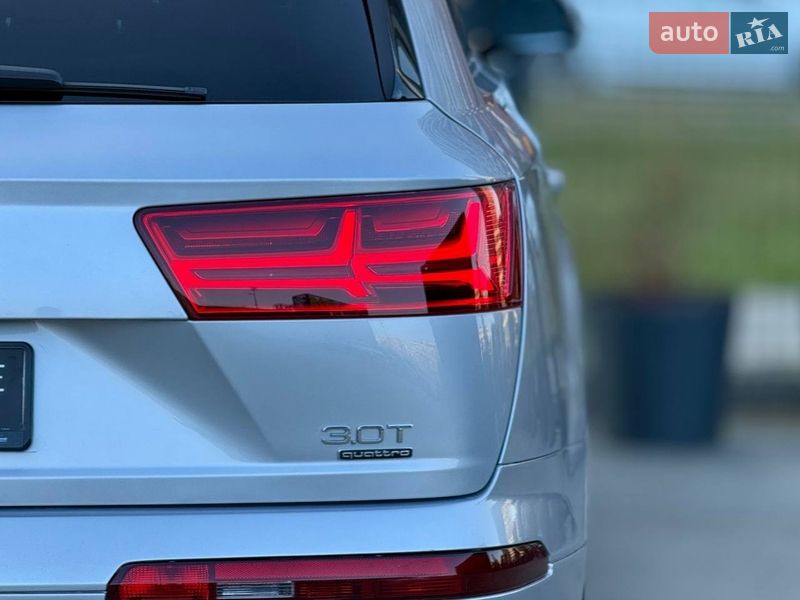 Внедорожник / Кроссовер Audi Q7 2018 в Киеве