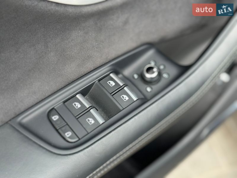 Позашляховик / Кросовер Audi Q7 2023 в Києві фото 22 Позашляховик / Кросовер Audi Q7 2023 в Києві