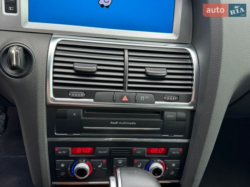 Позашляховик / Кросовер Audi Q7 2013 в Києві