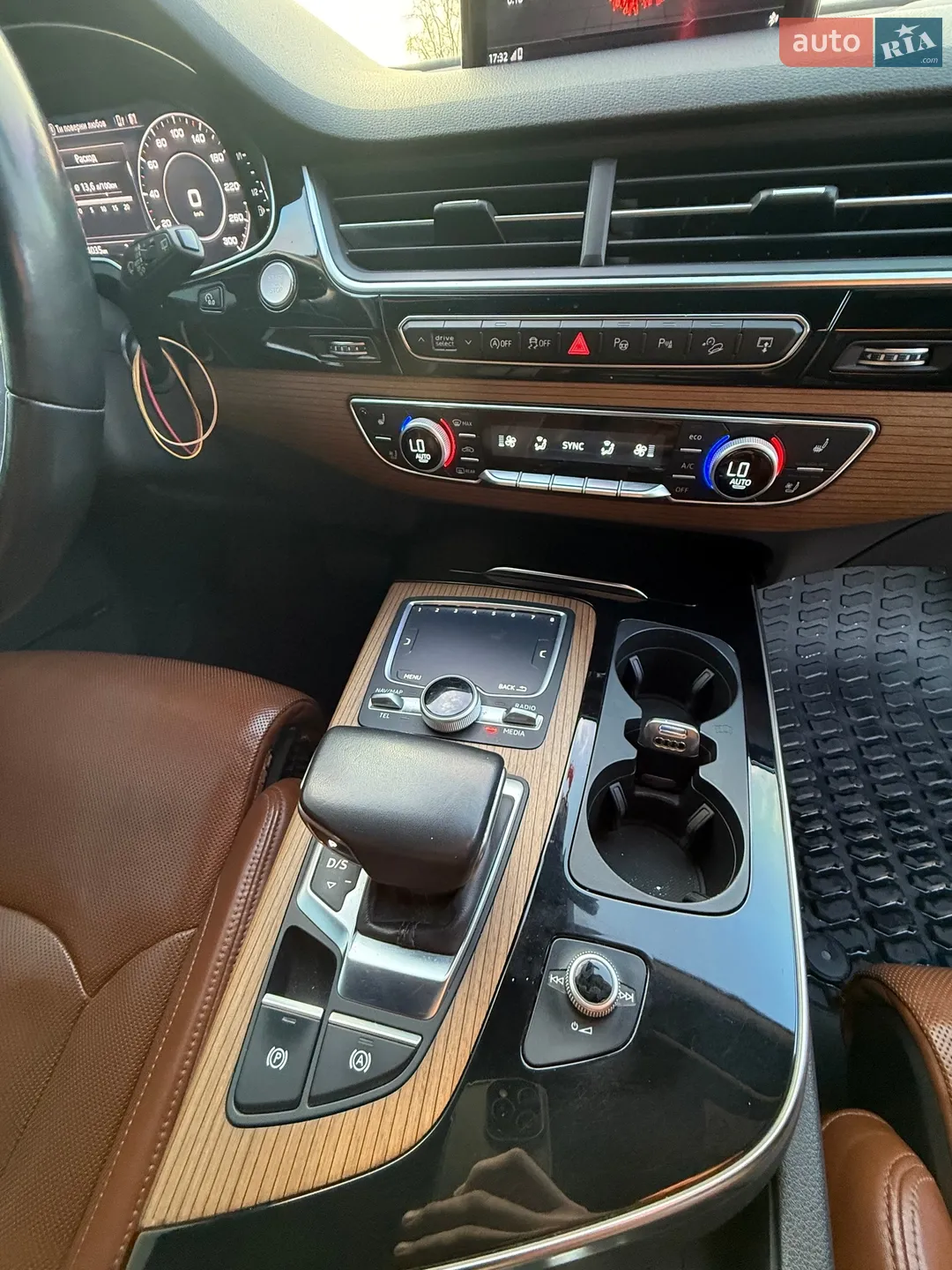 2017 Audi Q7 - мініатюра 7