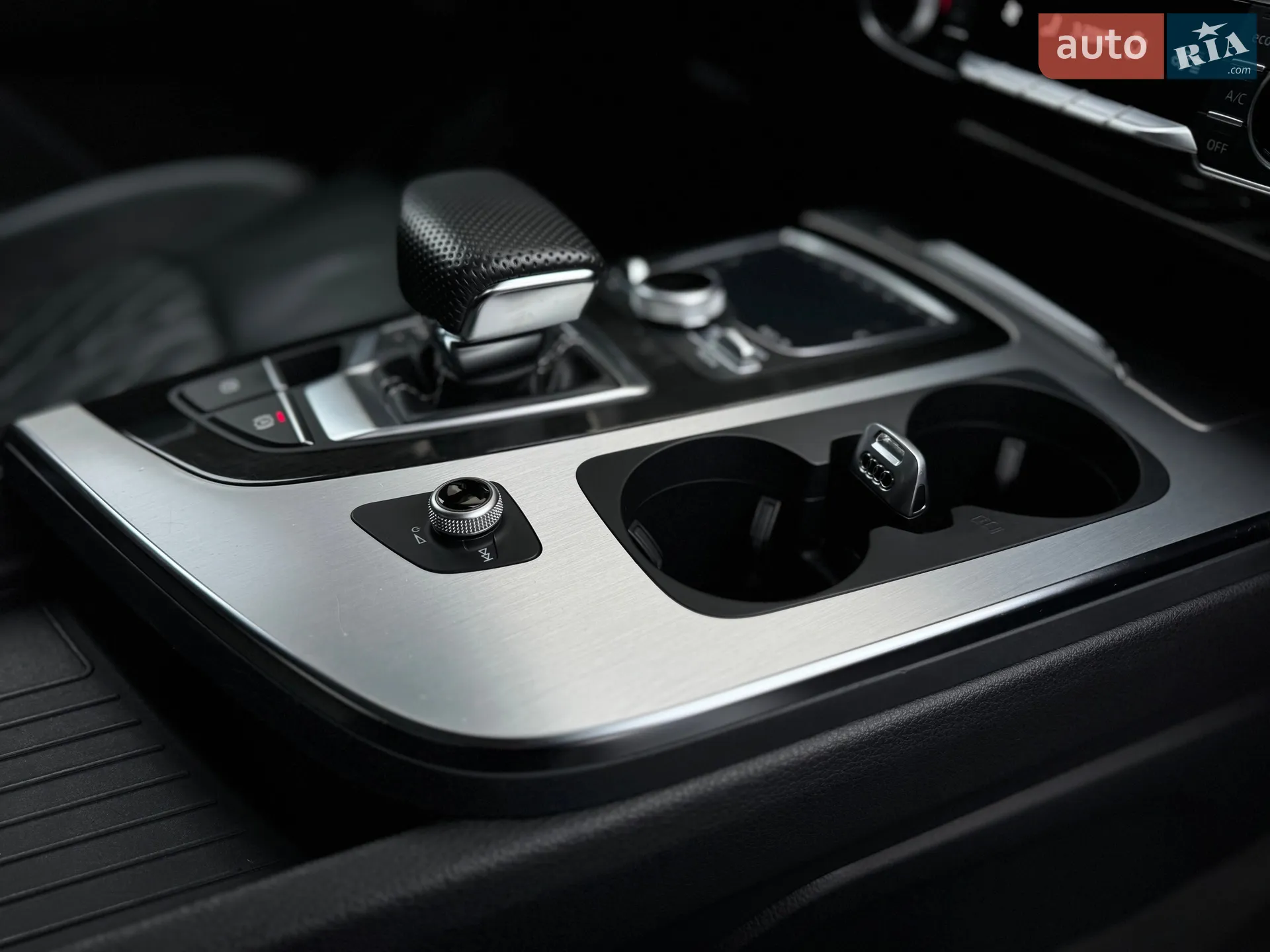 2018 Audi Q7 - мініатюра 116