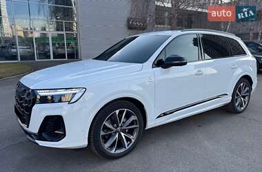 Позашляховик / Кросовер Audi Q7 2025 в Києві