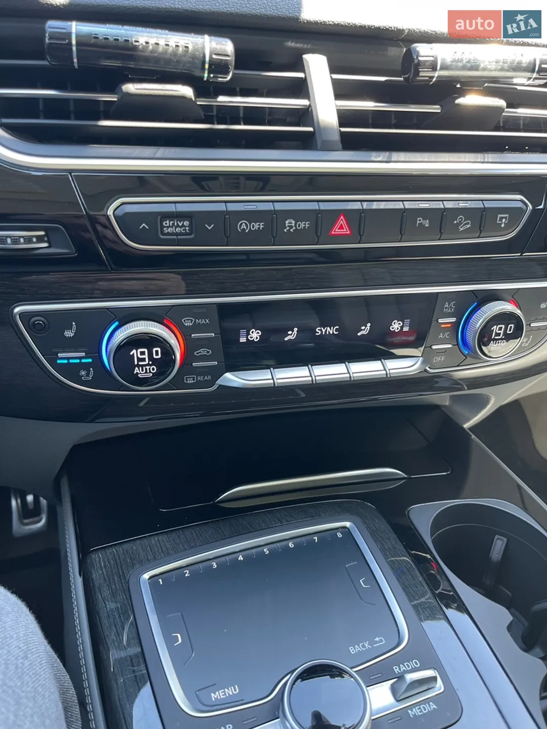 2017 Audi Q7 - мініатюра 19