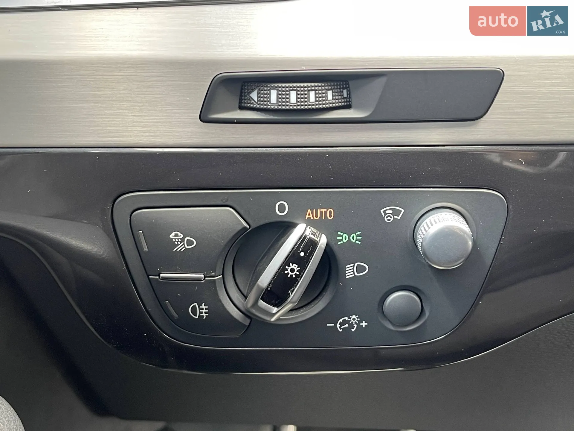 2016 Audi Q7 - мініатюра 31