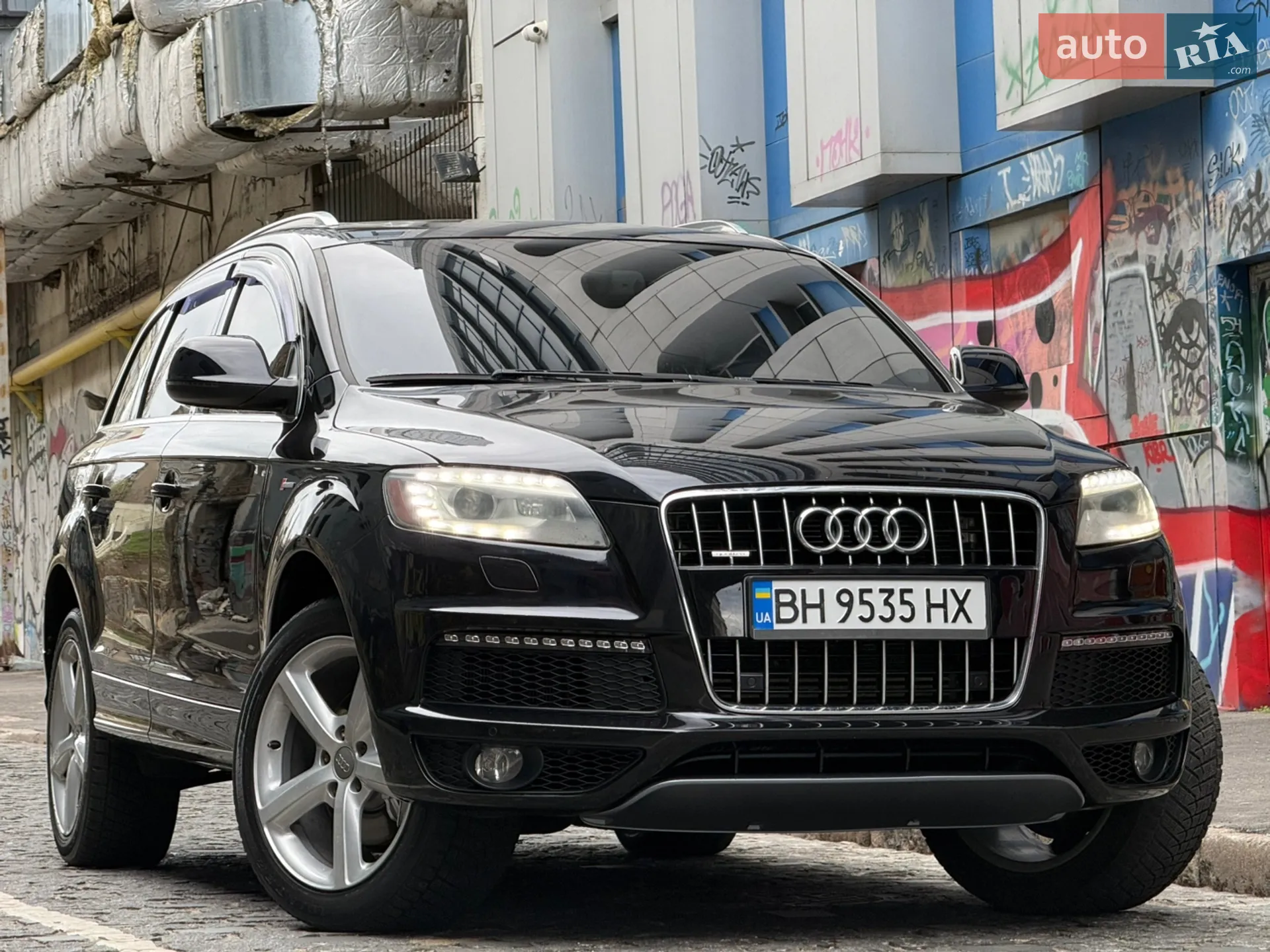 Audi Q7 2016 VIN WA1LAAF70HD012698 фото оголошення 8 з 21
