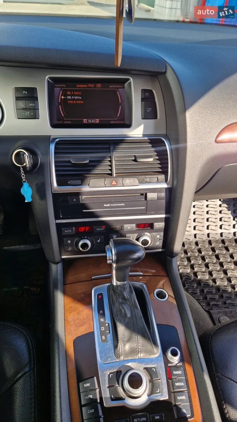 2012 Audi Q7 - мініатюра 3