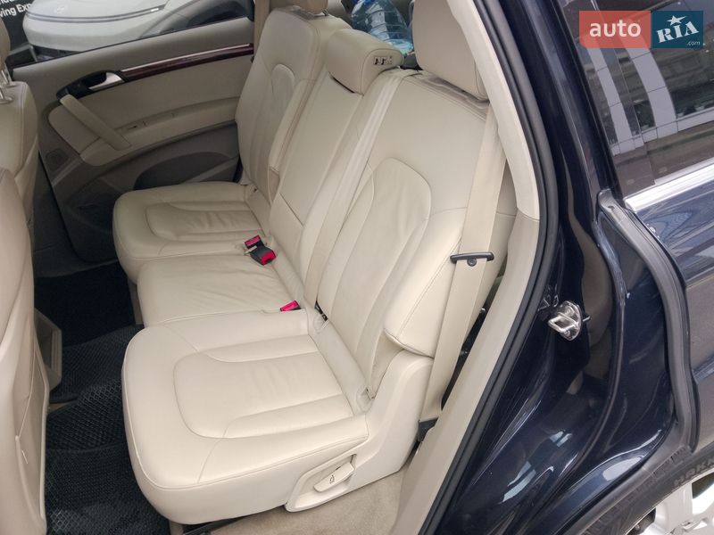 Внедорожник / Кроссовер Audi Q7 2011 в Киеве