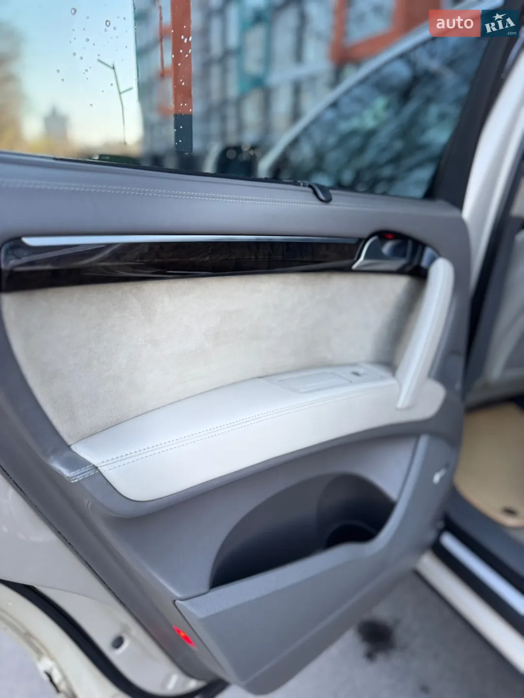 2010 Audi Q7 - мініатюра 23