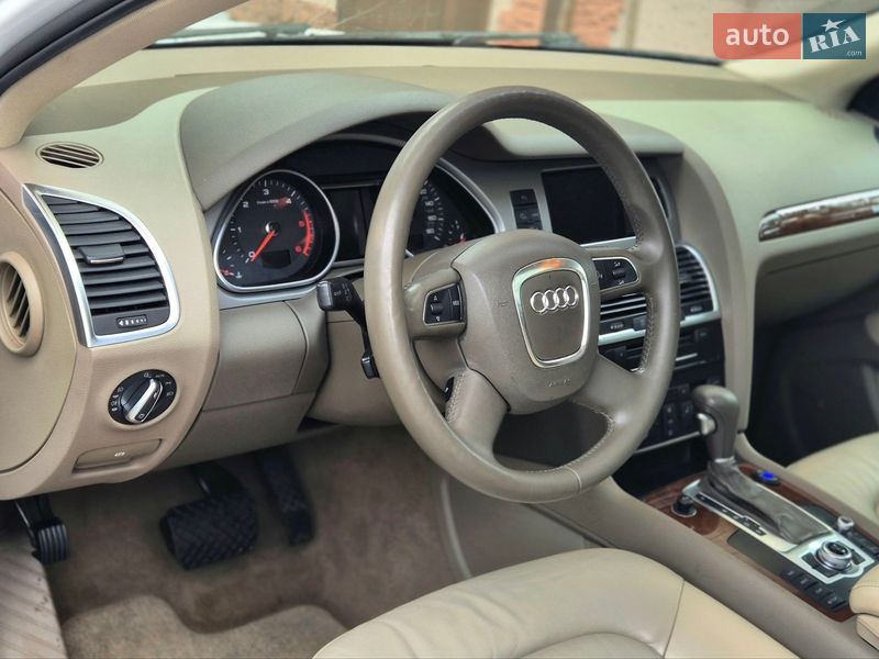 Позашляховик / Кросовер Audi Q7 2010 в Запоріжжі фото 63 Позашляховик / Кросовер Audi Q7 2010 в Запоріжжі