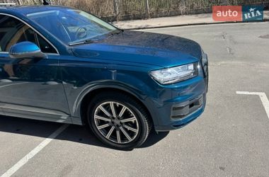 Внедорожник / Кроссовер Audi Q7 2017 в Киеве