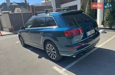 Внедорожник / Кроссовер Audi Q7 2017 в Киеве