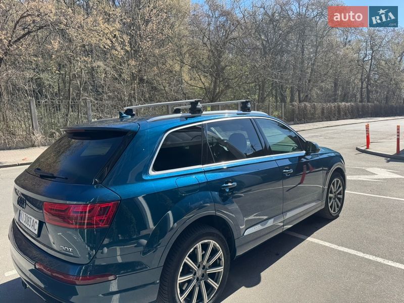 Внедорожник / Кроссовер Audi Q7 2017 в Киеве
