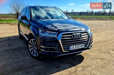 Позашляховик / Кросовер Audi Q7 2018 в Умані