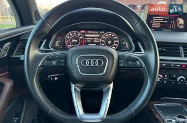 Позашляховик / Кросовер Audi Q7 2016 в Києві