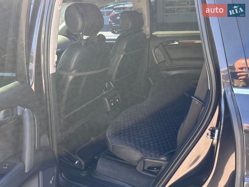 Внедорожник / Кроссовер Audi Q7 2007 в Ровно