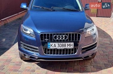 Позашляховик / Кросовер Audi Q7 2012 в Києві